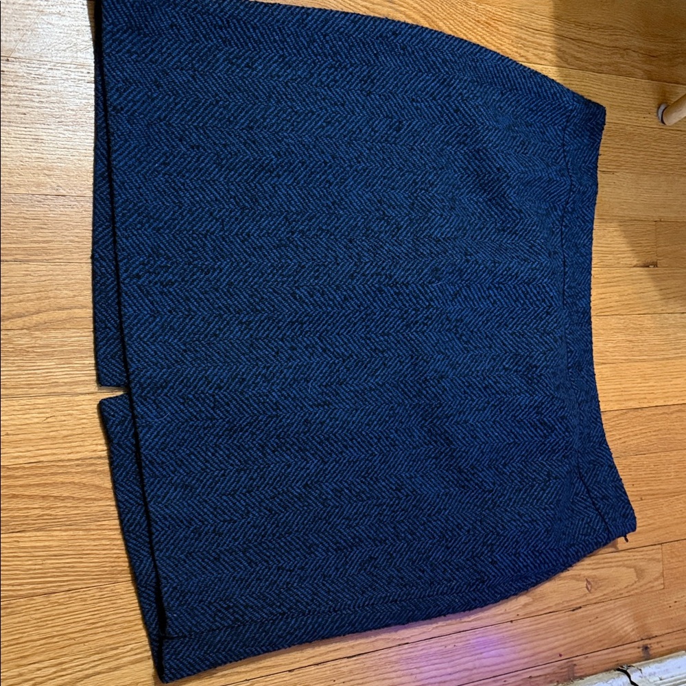 Vintage y2k/90s Lord & Taylor Woman’s skirt 18w blue/black houndstooth